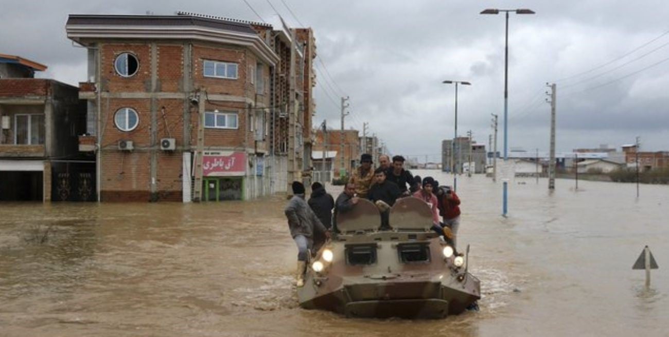 Al menos 21 muertos por inundaciones en el sur de Irán 