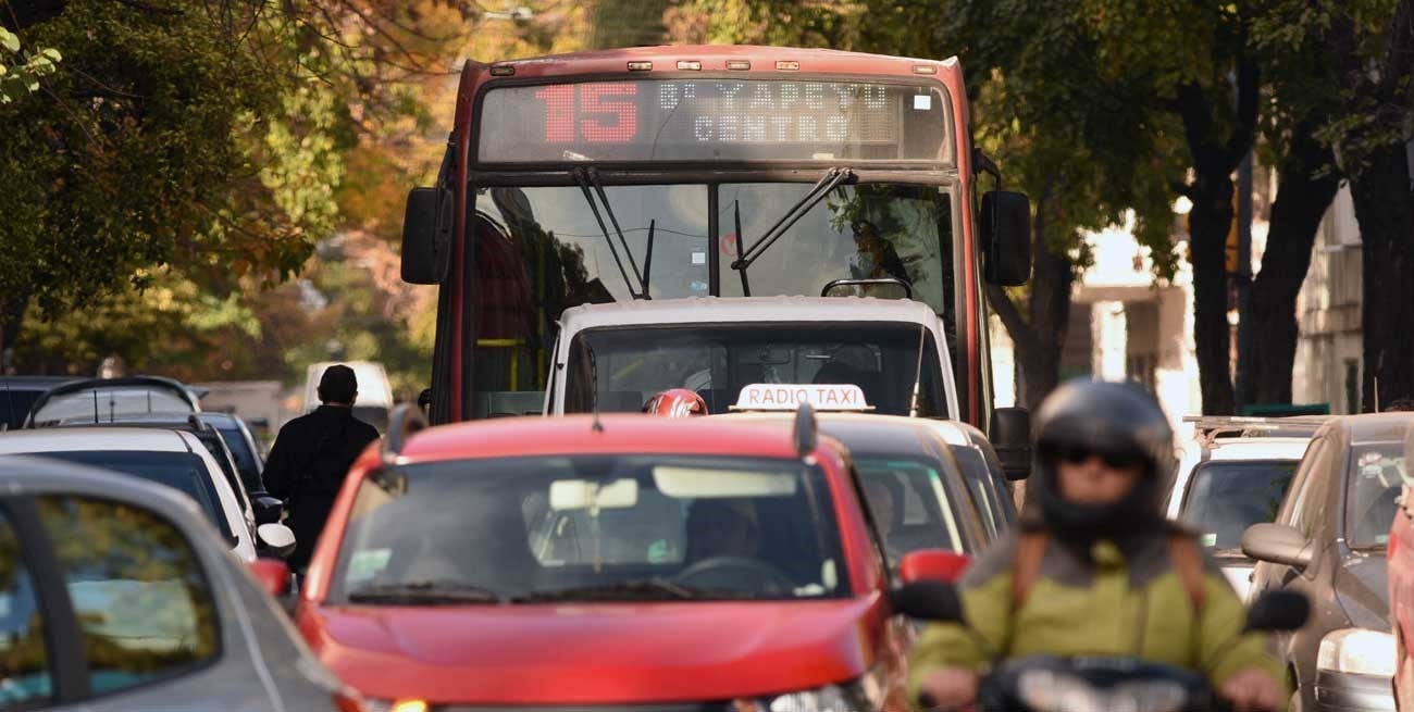 El Senado busca actualizar la ley santafesina de transporte