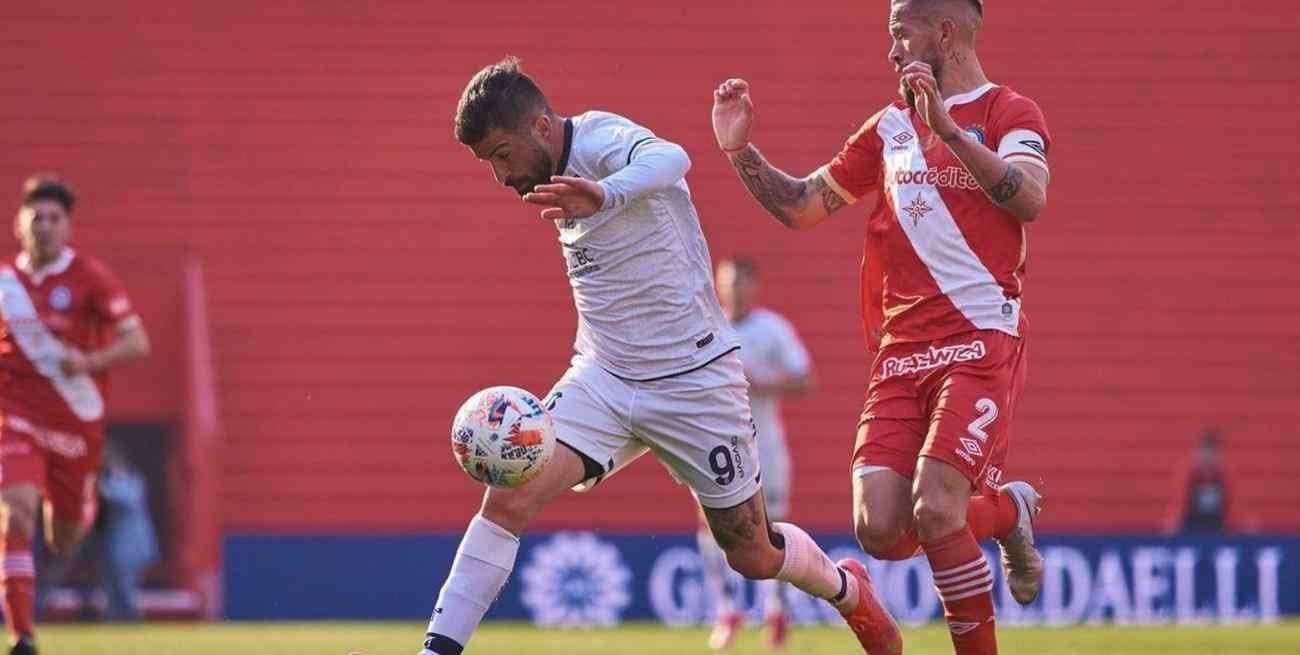 Con la mente en la Libertadores, Talleres recibe a Argentinos Juniors en Córdoba