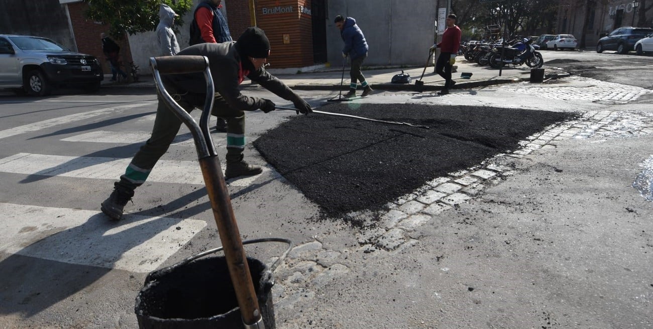 Dónde son los trabajos de bacheo este miércoles en la ciudad de Santa Fe