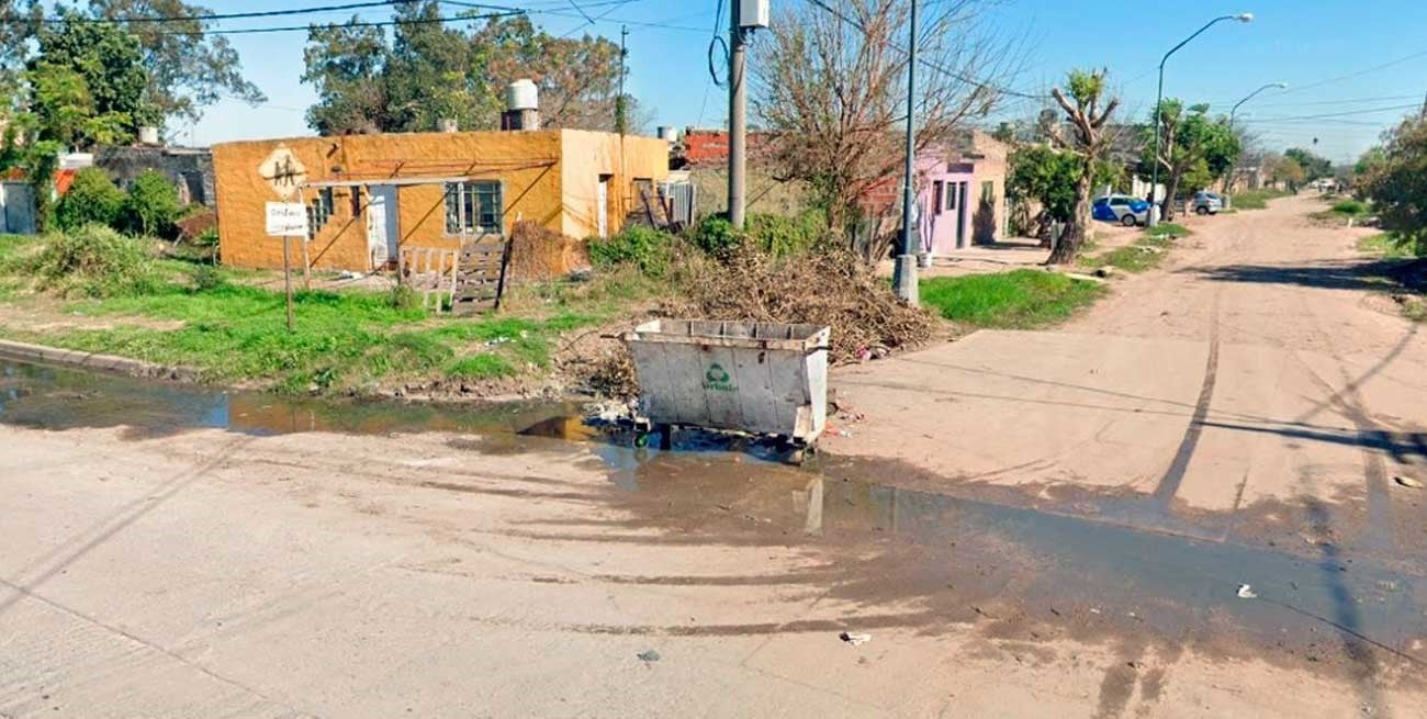 Detuvieron a un hombre que apuñaló a un joven en barrio Los Hornos