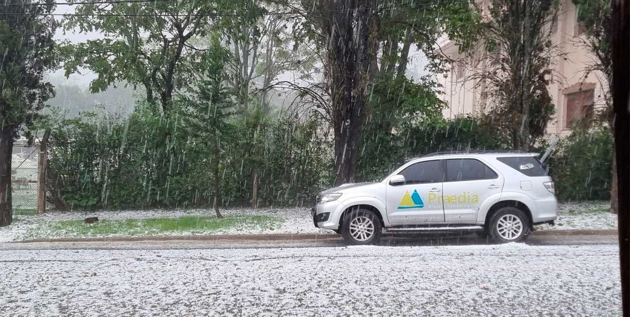 Video: fuerte granizo cayó en Villa General Belgrano