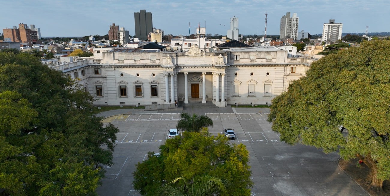 Diputados tratan la Ficha Limpia en Santa Fe