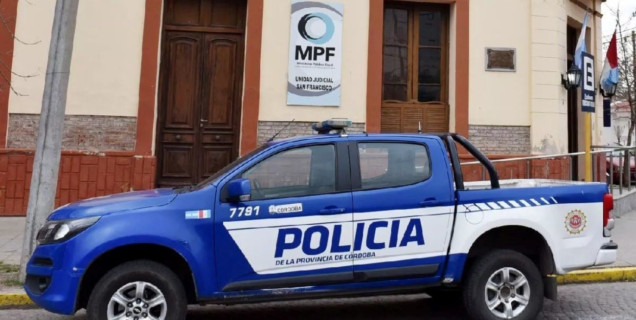 Un jubilado cordobés mató a tiros al ladrón que intentó robarle una cortadora de césped 