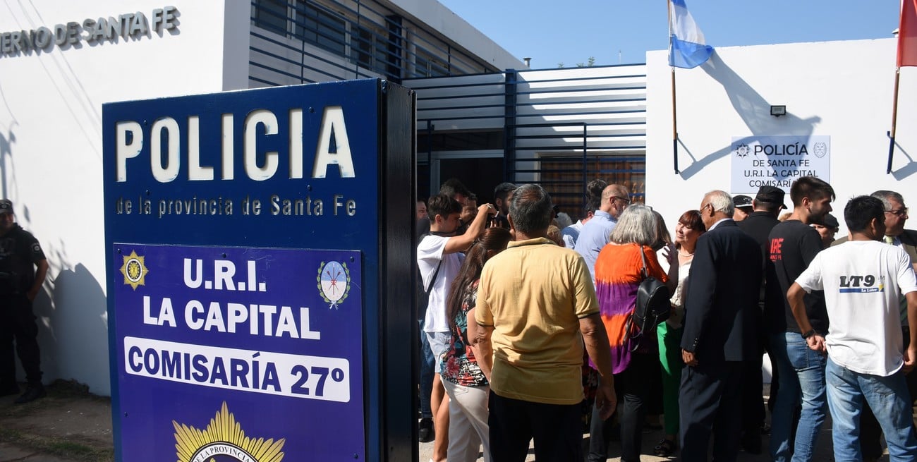 Inauguraron la Comisaría 27 en Esmeralda, un barrio signado por los arrebatos y entraderas