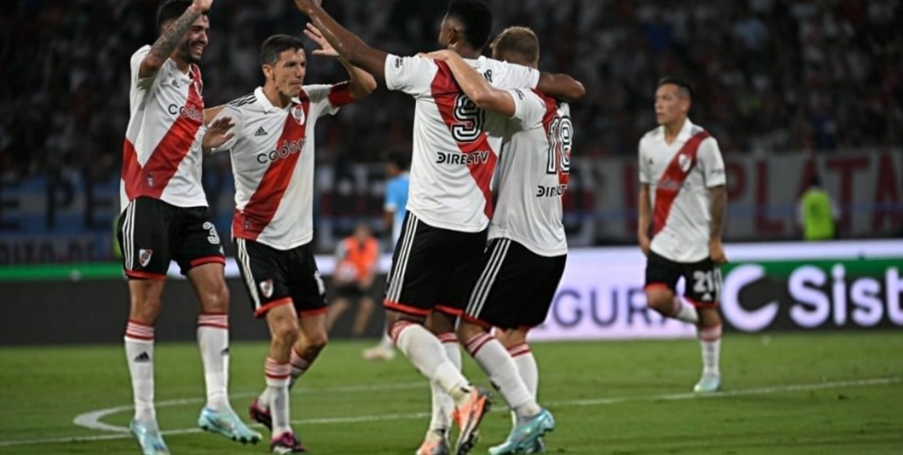 River le ganó a Racing de Córdoba en su estreno por Copa Argentina