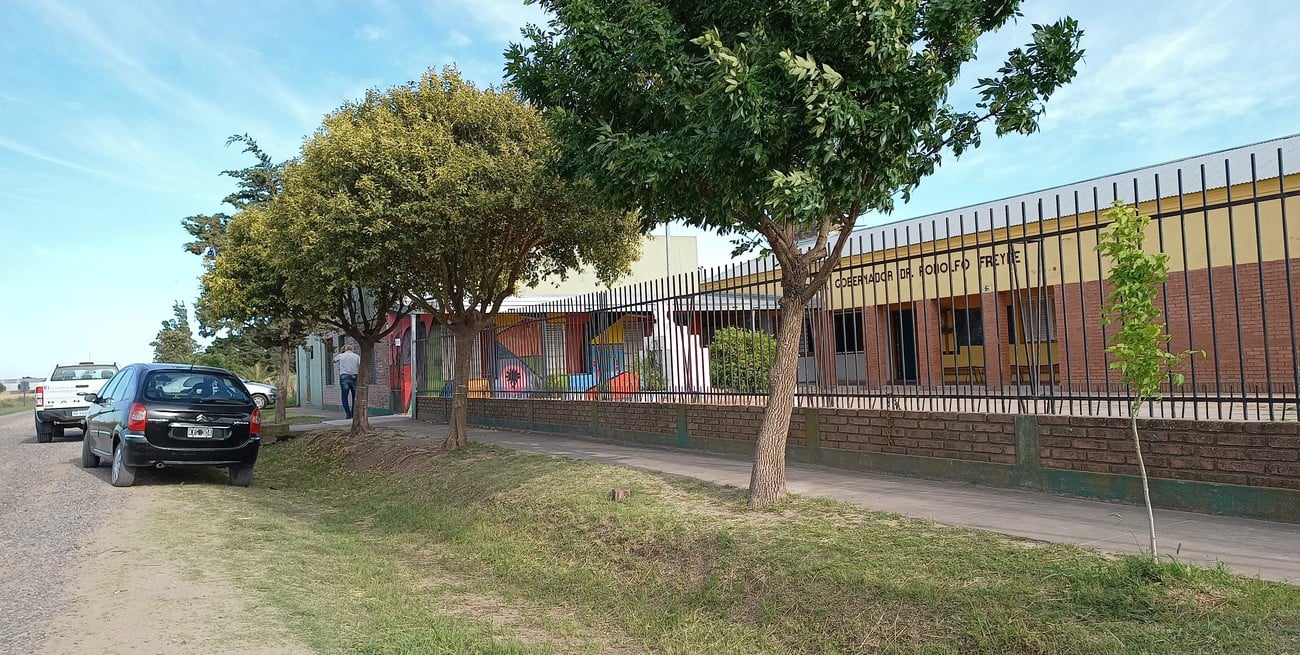 Monte Vera: el gobierno local mejorará el entorno y acceso de dos escuelas