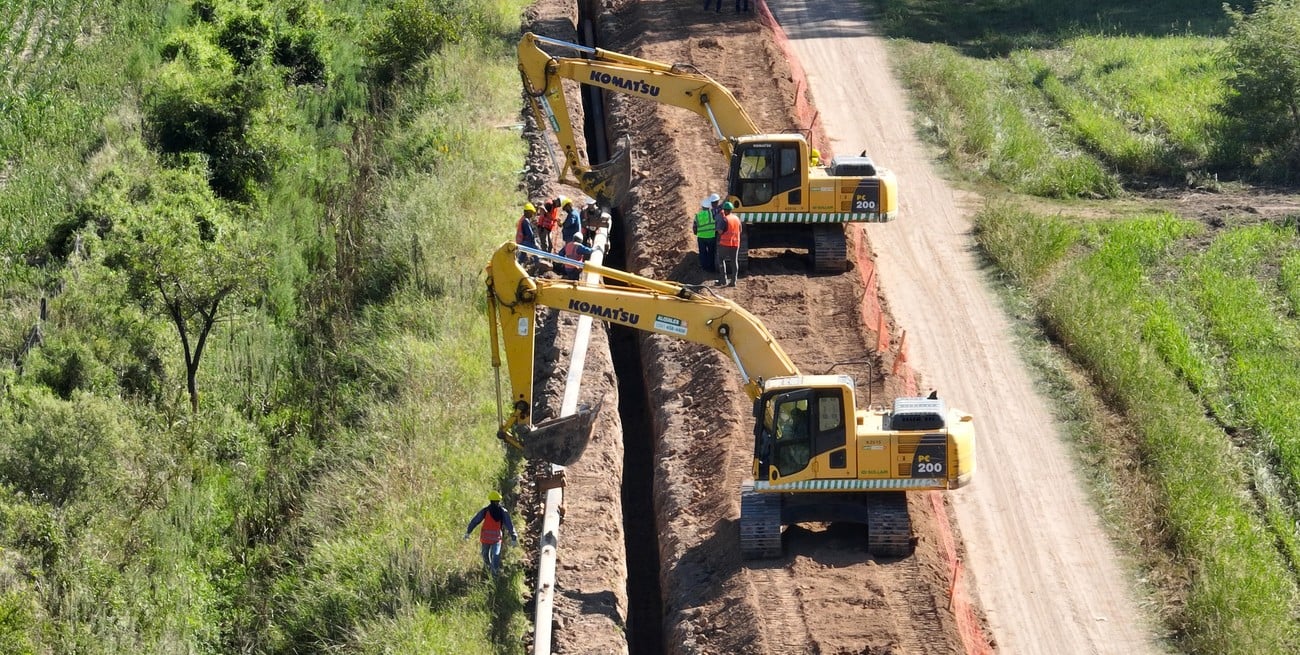 Ya se enterró el 30% de la cañería del Gasoducto Gran Santa Fe