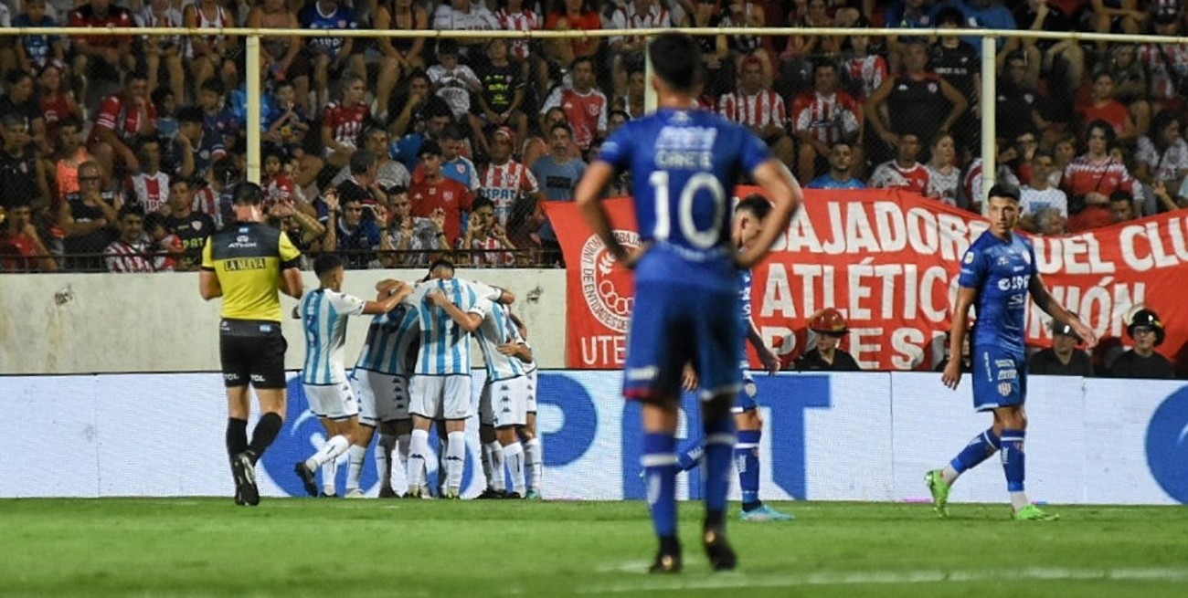 Unión no pudo con Racing y cayó en Santa Fe