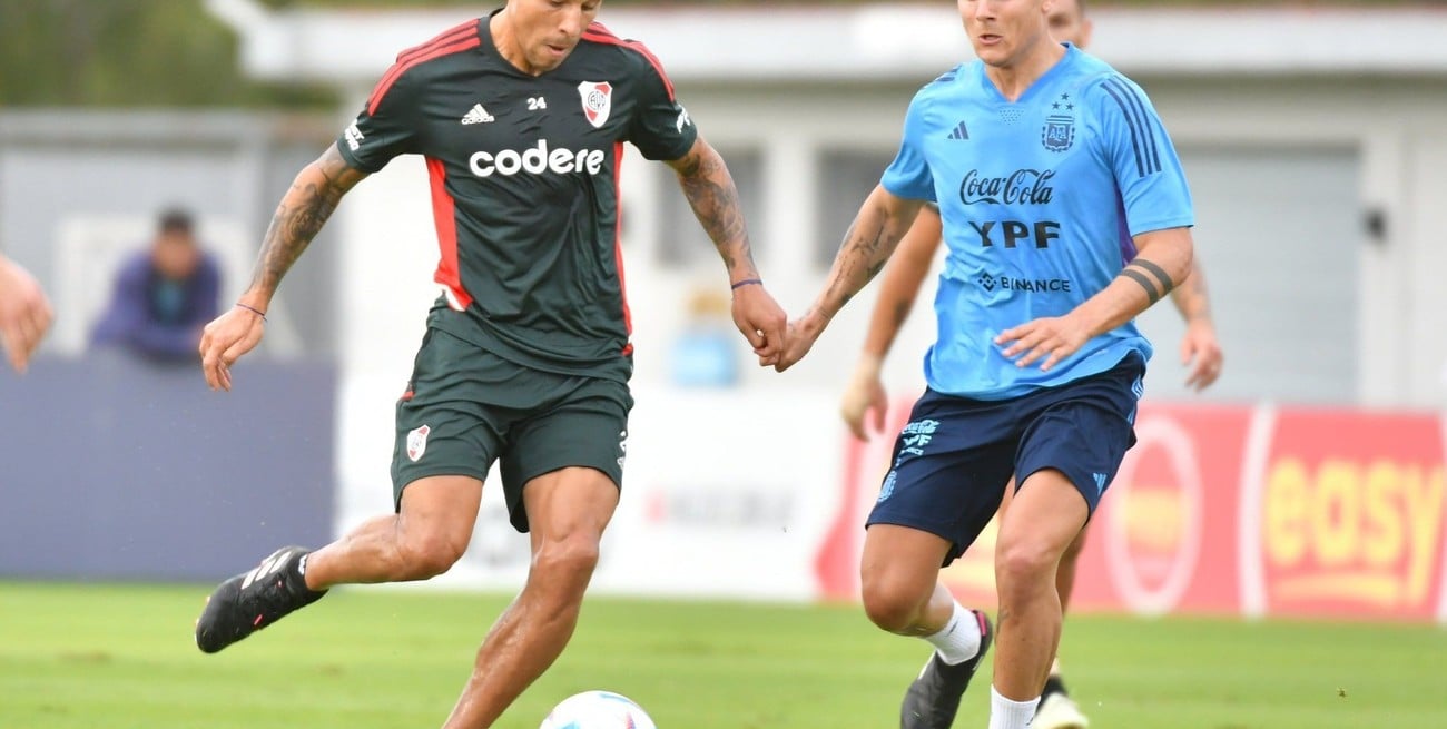 La selección argentina goleó a River en un amistoso en Ezeiza