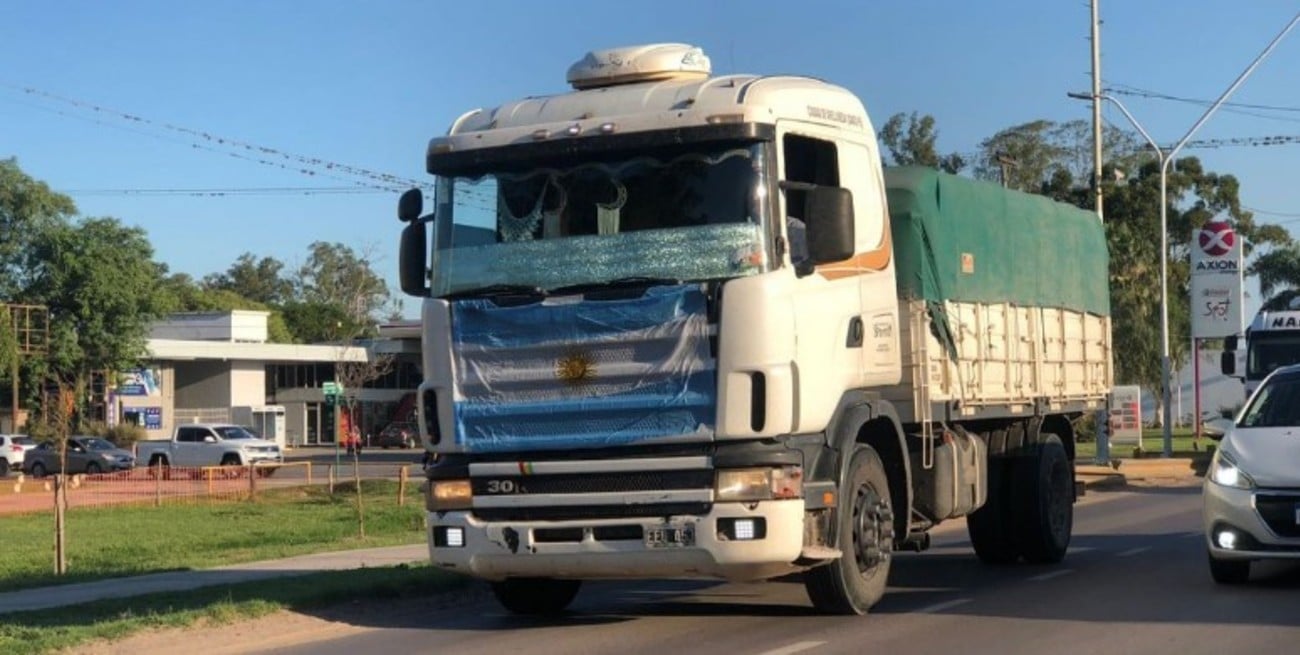 Video: camioneros de Avellaneda y Reconquista hicieron una caravana reclamando justicia