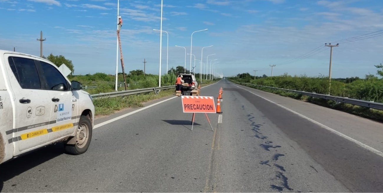 Colocan cámaras de seguridad sobre la Ruta 168 ante la ola de robos de luminarias