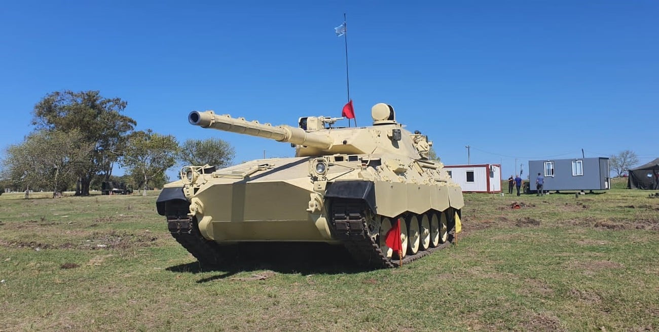 El prototipo “Tanque Argentino Mediano 2C A2” finalizó exitosamente el primer tiro de seguridad y precisión