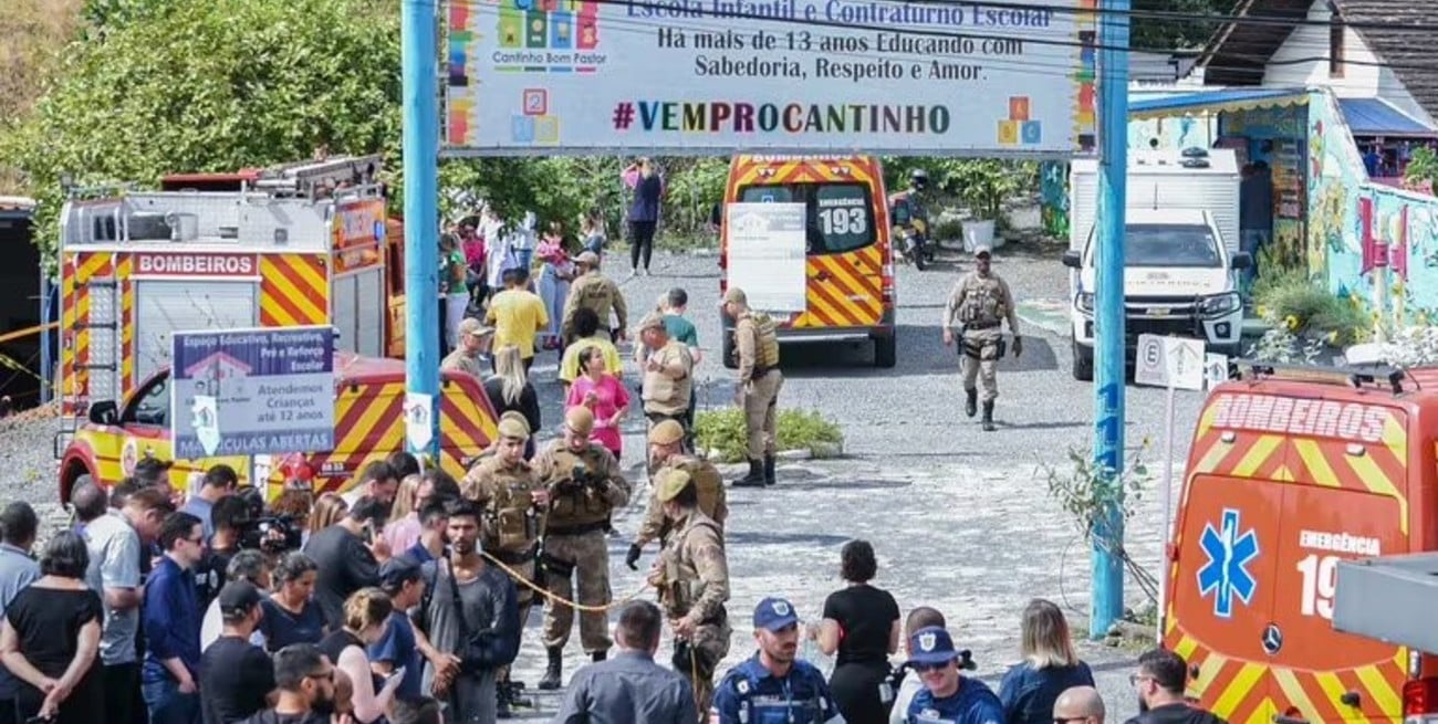 Con un hacha, un hombre mató a cuatro niños en una guardería de Brasil