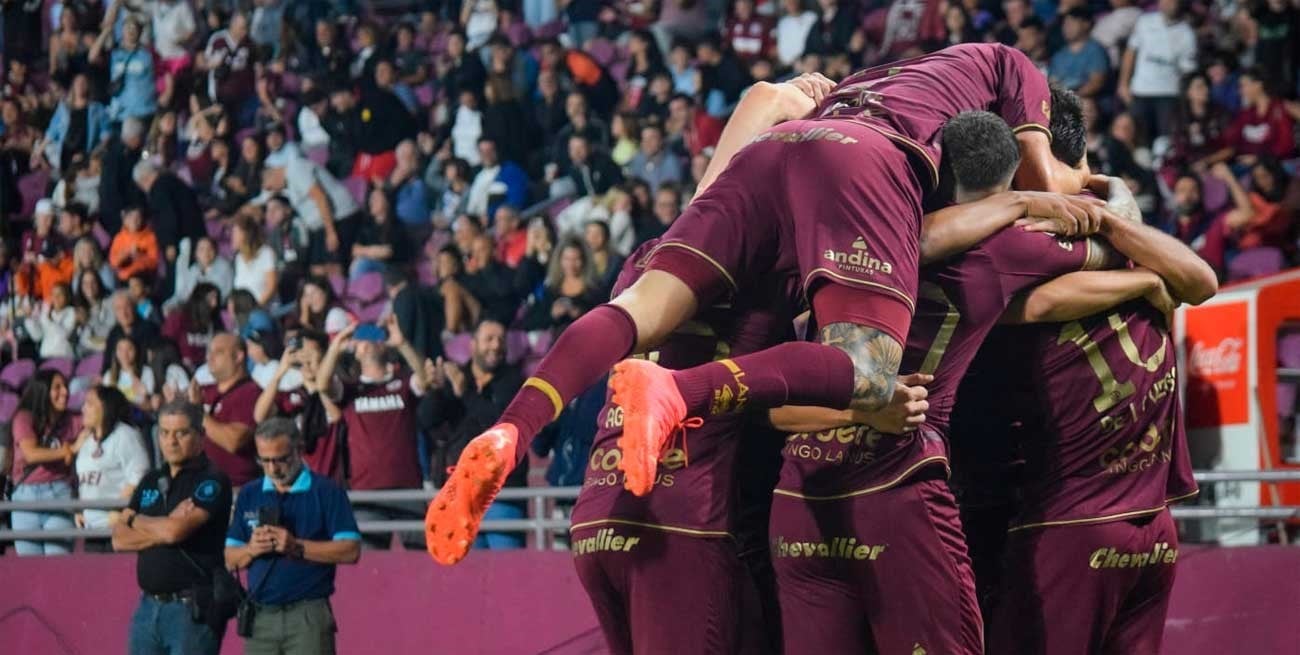 Lanús fue contundente y goleó a Arsenal