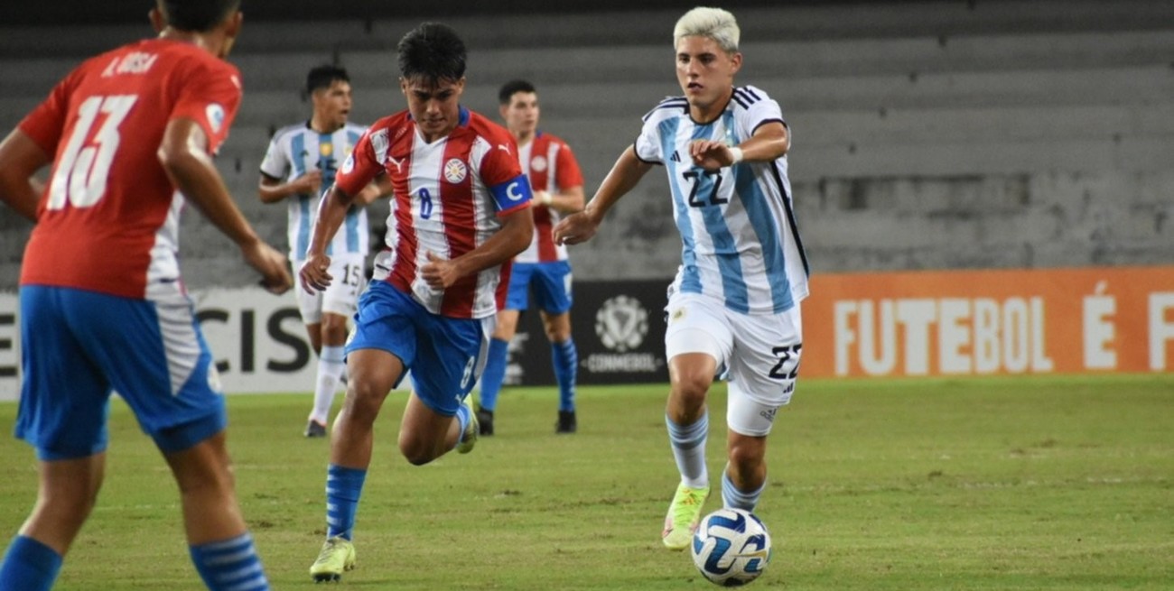 Con un gol agónico, la Selección Argentina empató ante Paraguay y clasificó primera