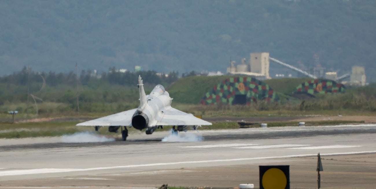 Terminaron la maniobras militares de China, pero Taiwán detectó movimientos de aviones y barcos