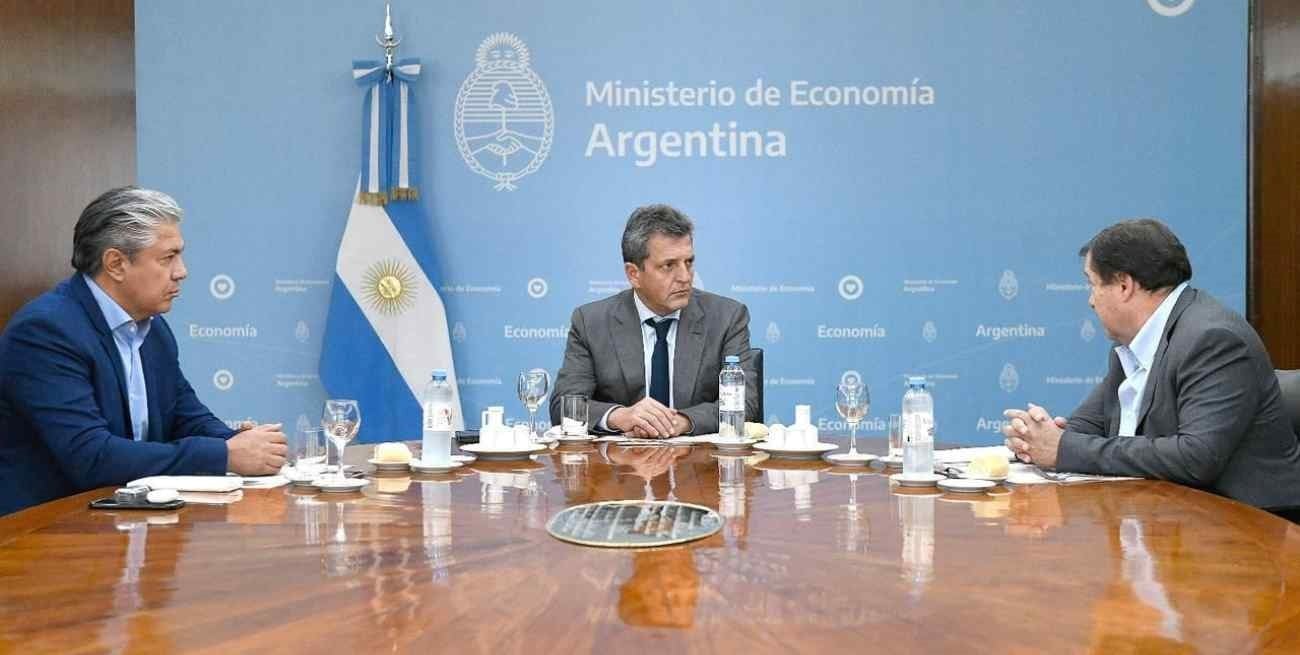 Con eje en energía y economías regionales, Massa recibió a Weretilneck y Figueroa