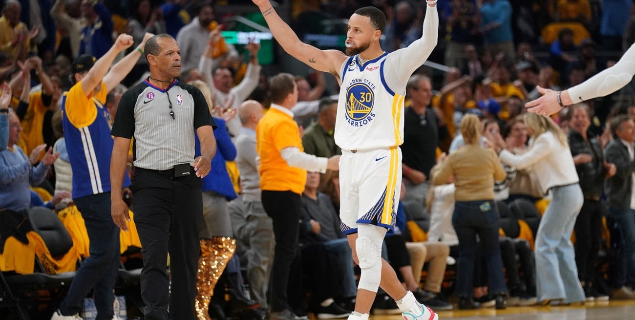 Golden State Warriors aplastó a Los Angeles Lakers e igualó la serie de semis de Conferencia Oeste