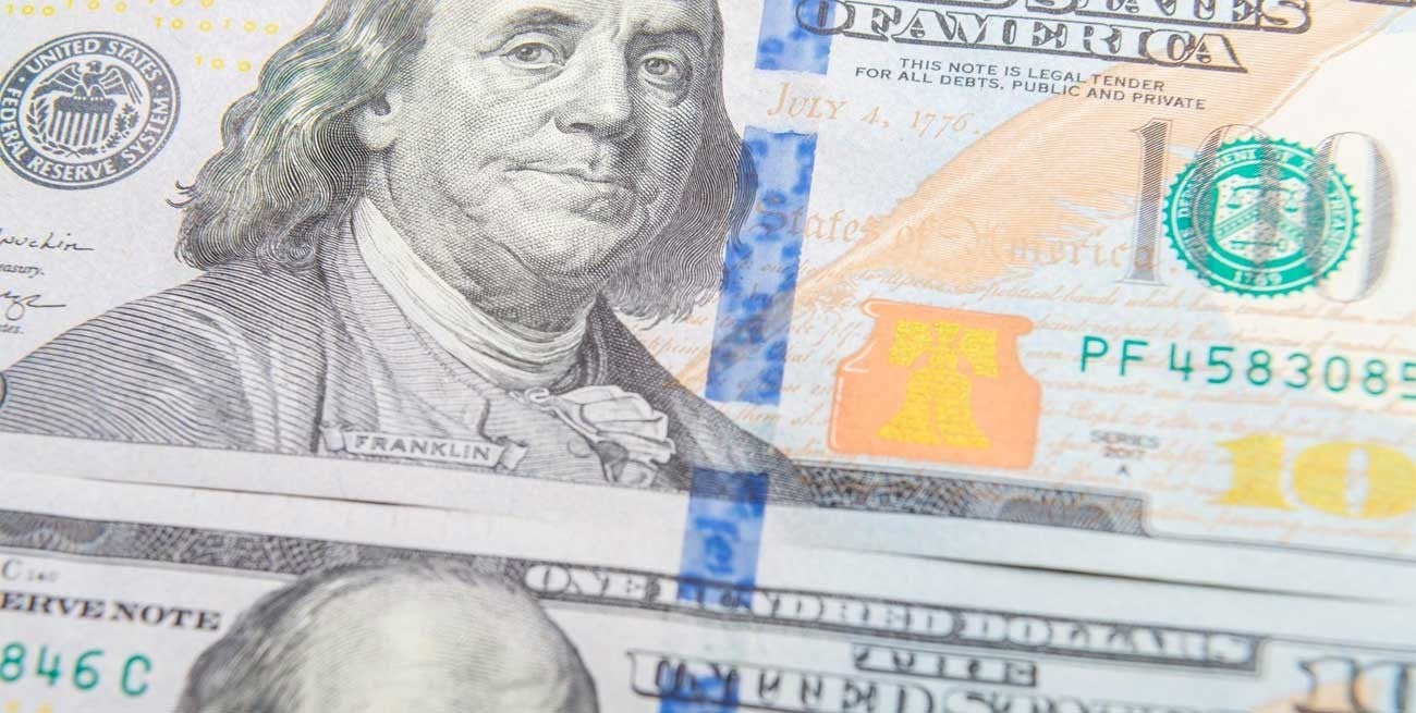 El dólar blue volvió a subir: a cuánto cerró este jueves