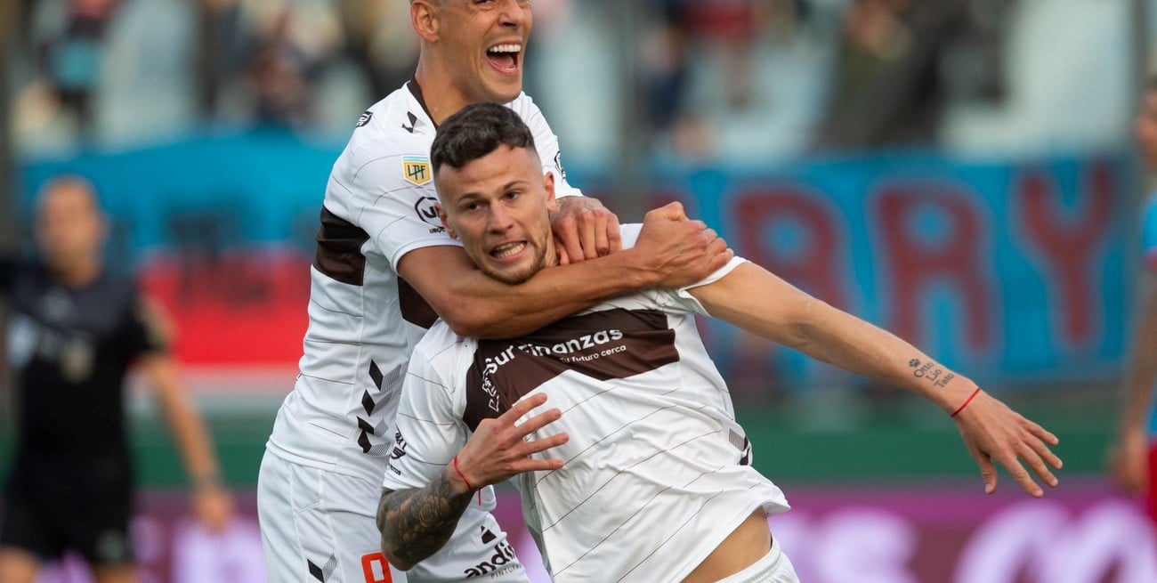 Platense le ganó como visitante a Arsenal en un duelo clave por el descenso