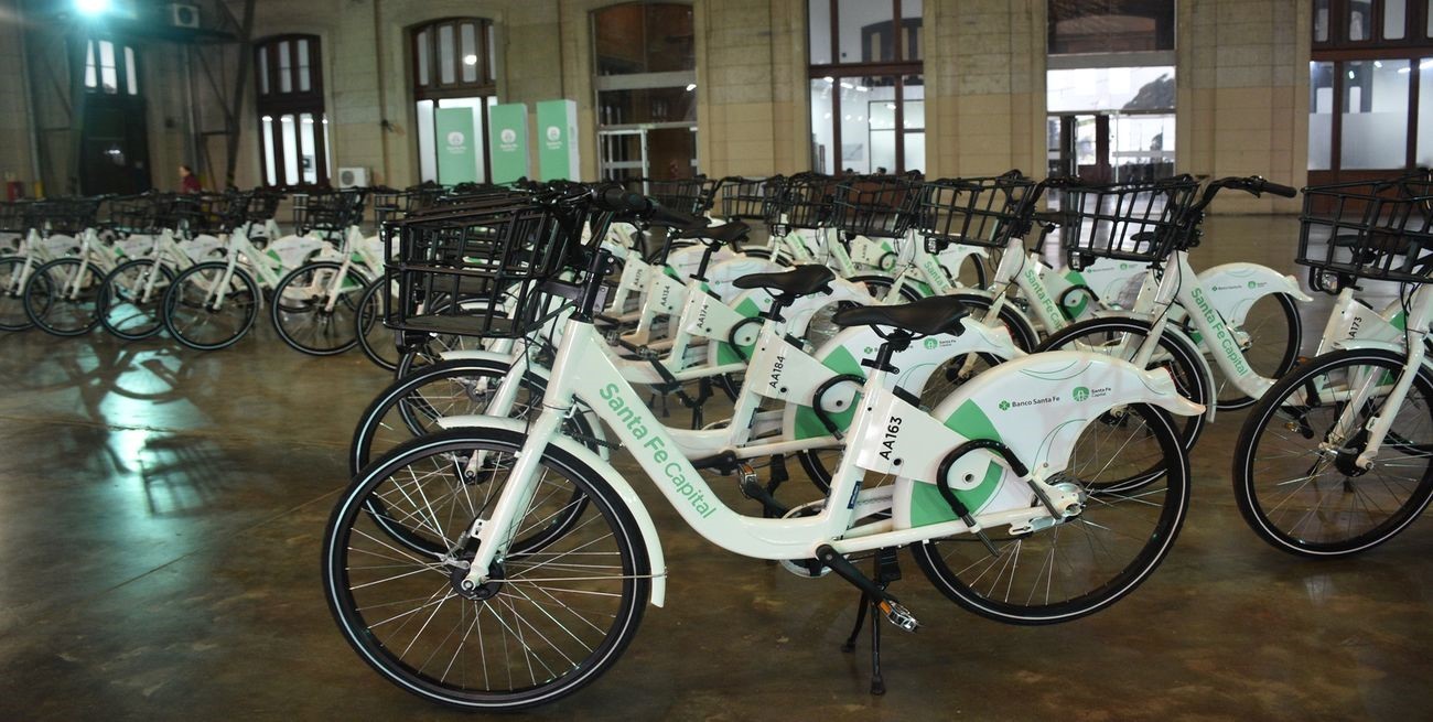 Se suman 55 bicicletas y 10 estaciones al sistema público de la ciudad de Santa Fe