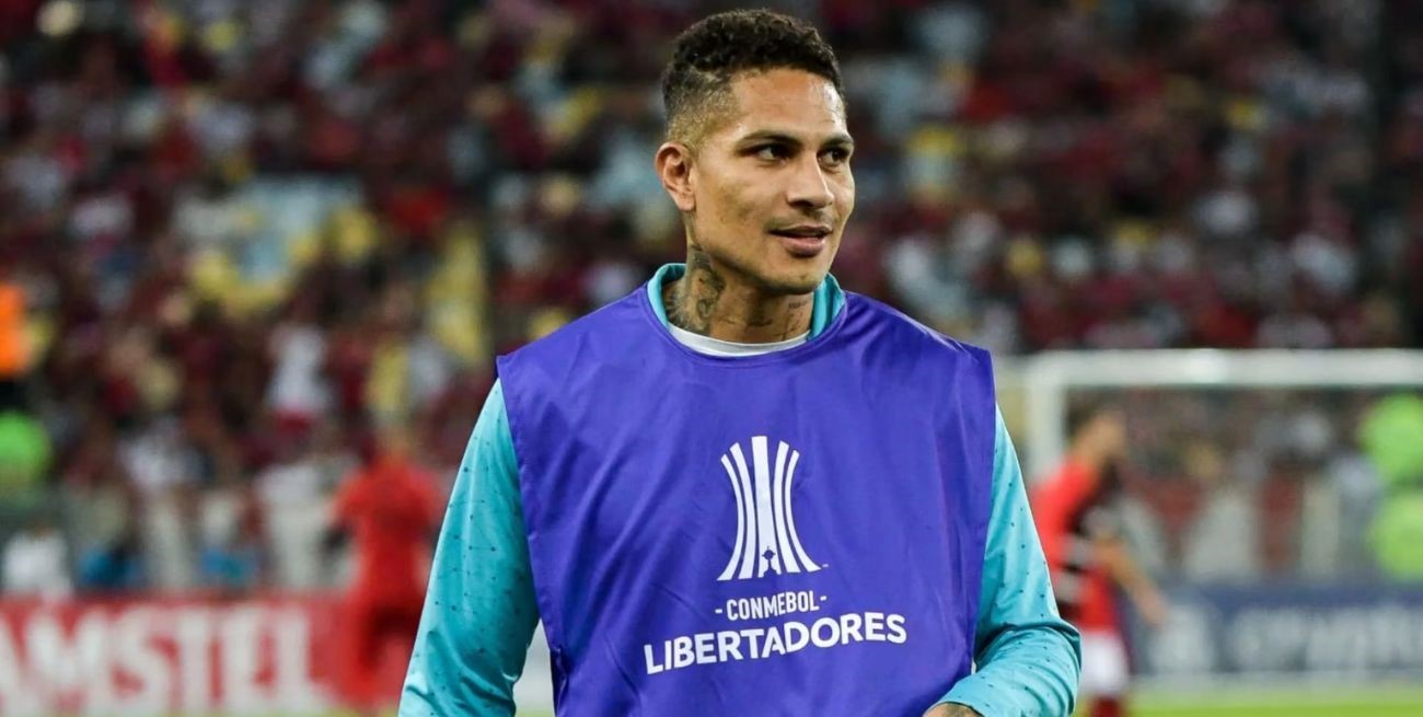 Paolo Guerrero se enojó y se fue de Racing: qué pasó