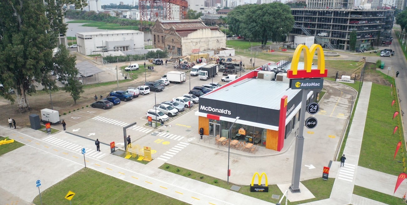 McDonald's inauguró su cuarto local en la ciudad de Santa Fe