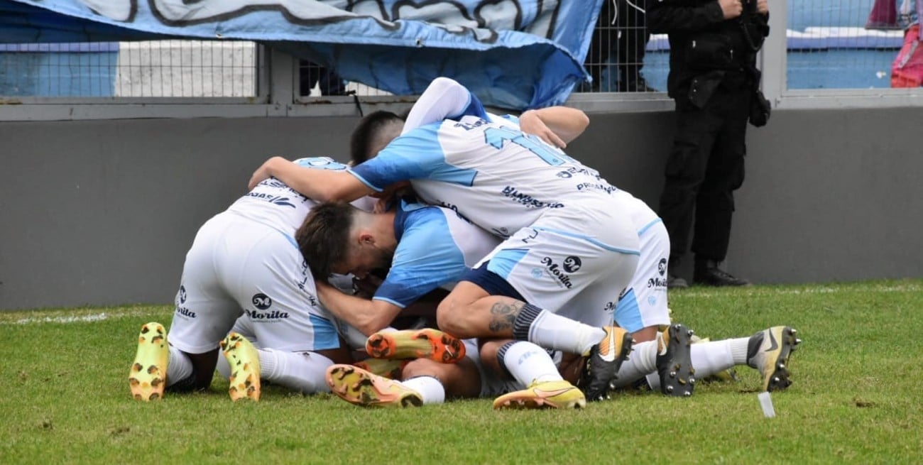 Victorias de Atlético Rafaela y Unión de Sunchales en un fin de semana a puro fútbol