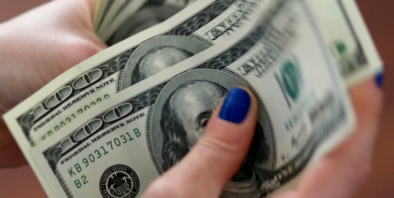 El dólar blue se disparó y superó los $ 550