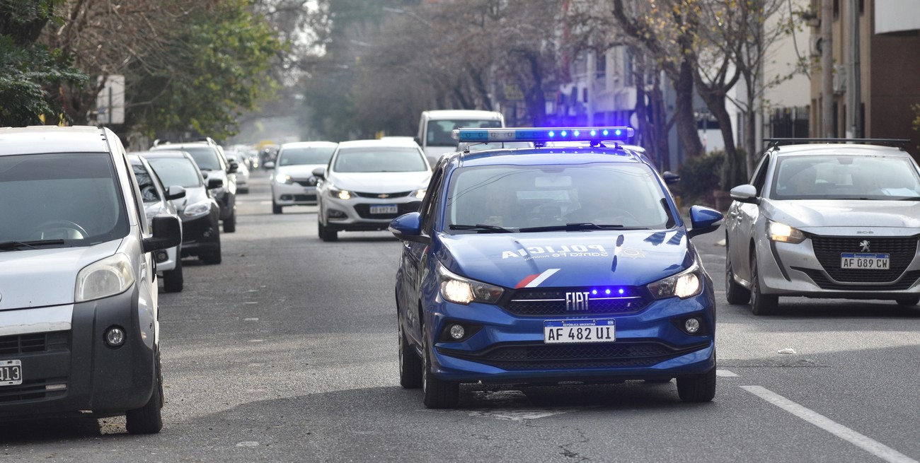 Hallaron una mujer muerta en barrio Centenario