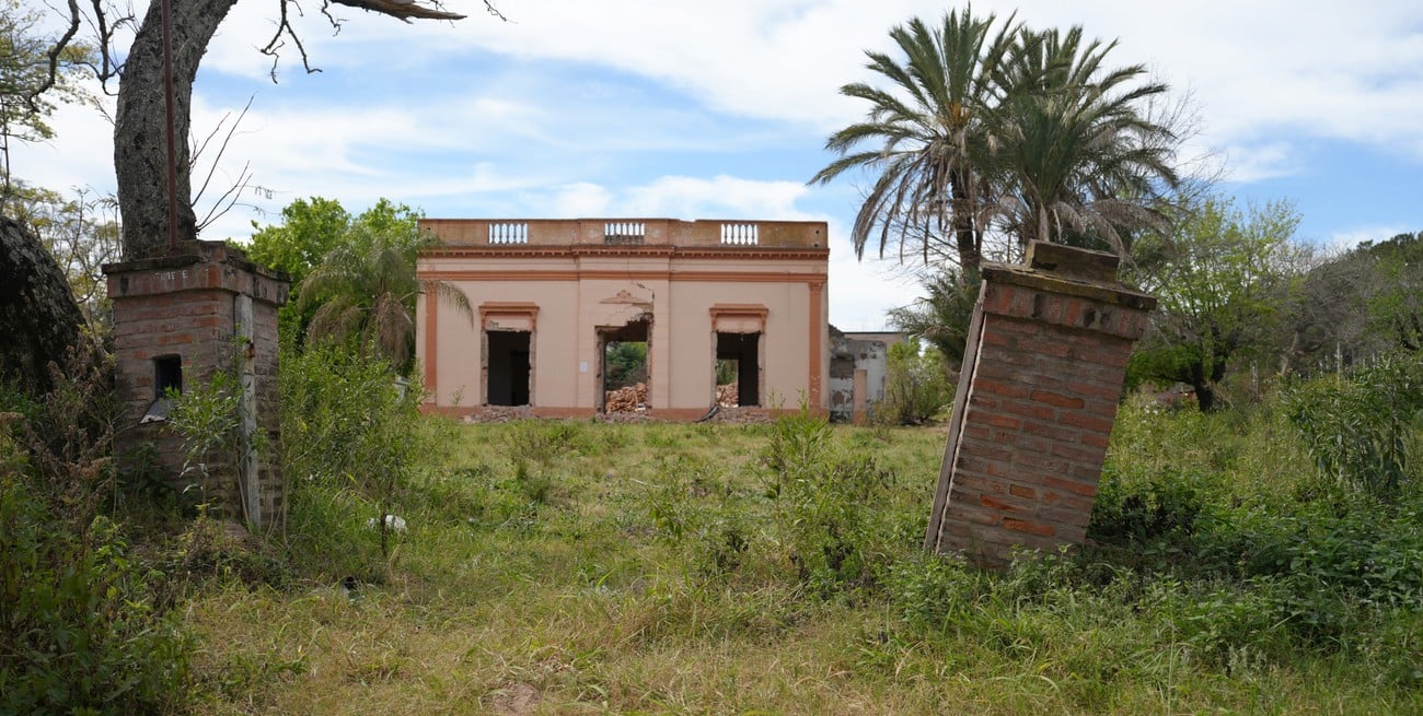 Corre peligro un edificio en Colastiné Norte del año 1900 con rica historia portuaria