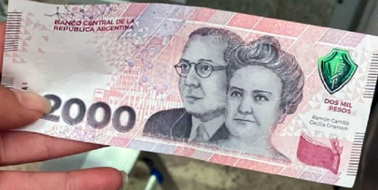 Polémica con el billete de $ 2.000: ¿funcionan bien en los cajeros automáticos?