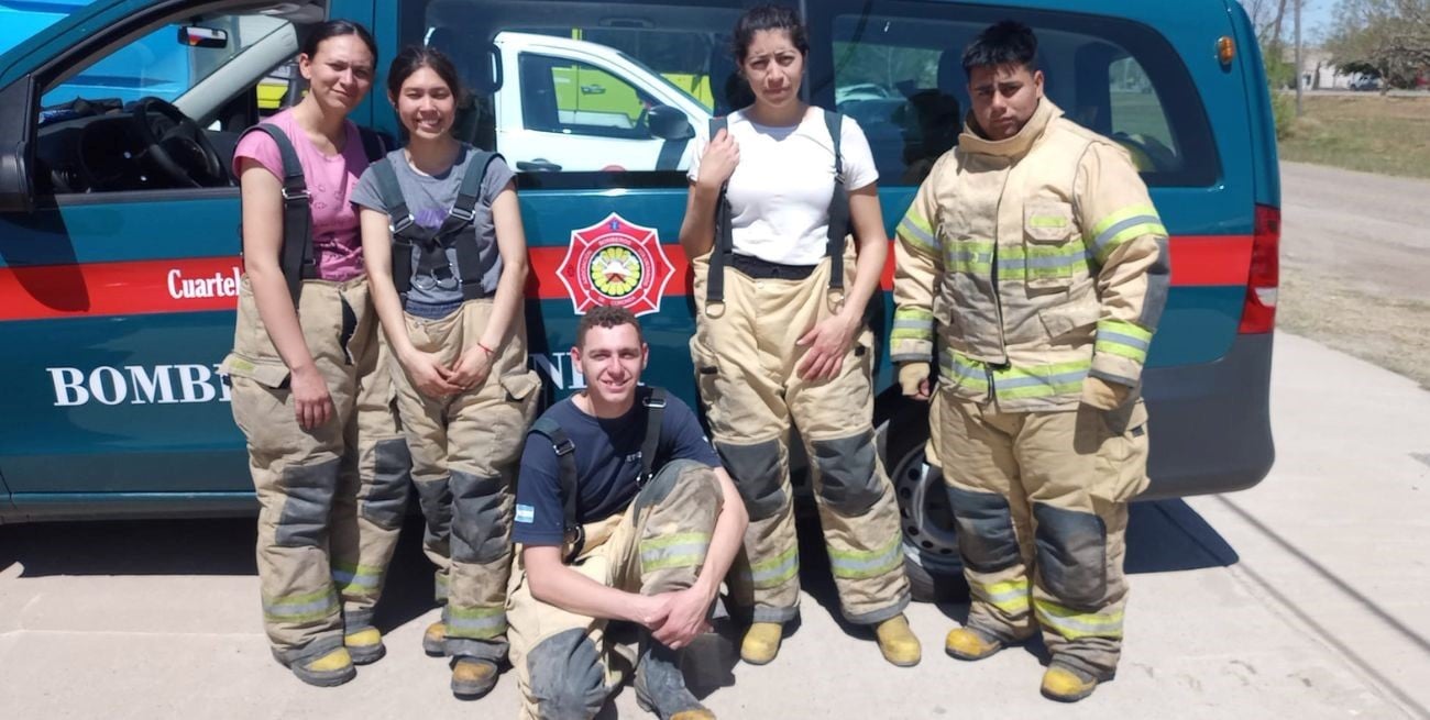 Egresaron 37 nuevos bomberos voluntarios de la Regional IV