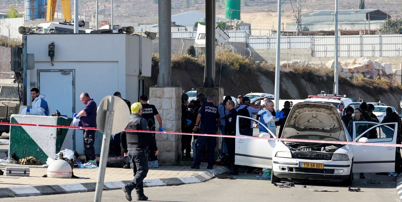 Video: brutal atentado terrorista en un puesto de control de Jerusalén