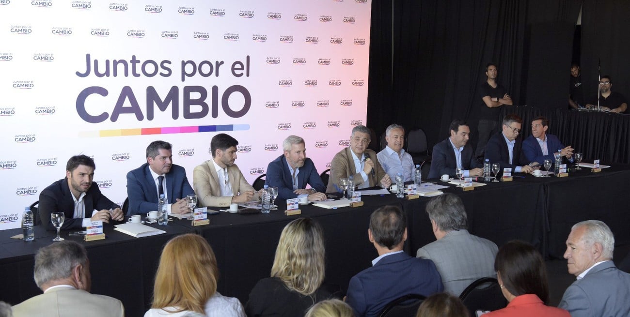 Los gobernadores de Juntos por el Cambio se aferran a la unidad y rechazan cogobernar