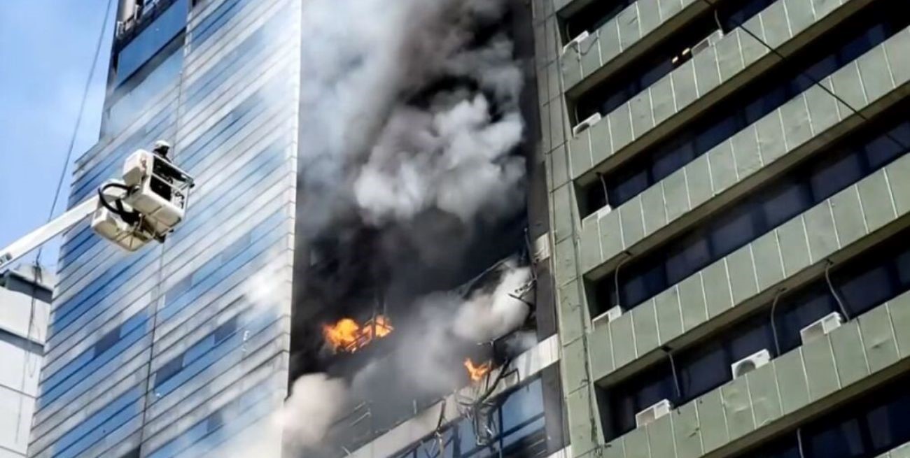 Quién era la mujer que murió en el incendio en el edificio contiguo al Ministerio de Trabajo