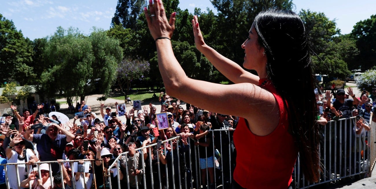 La iglesia y la comunidad médica reaccionaron frente a las declaraciones de Leda sobre el cáncer en Chile