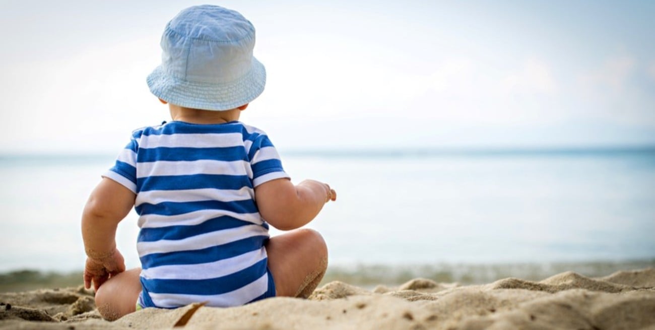 Cuidados esenciales para niños y bebés durante el verano