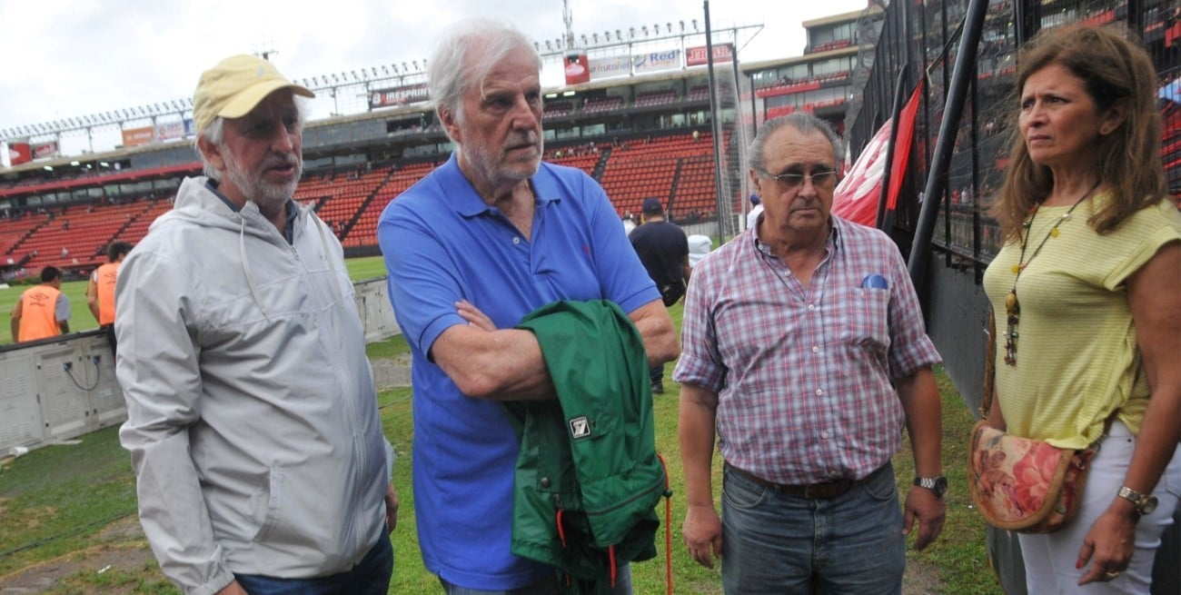 Alonso: "No voy a tolerar que digan que tocamos plata de Colón"