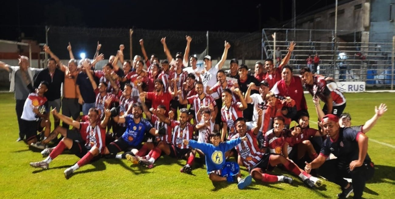 Colón de San Justo hizo historia y se metió en la final regional del Federal Amateur