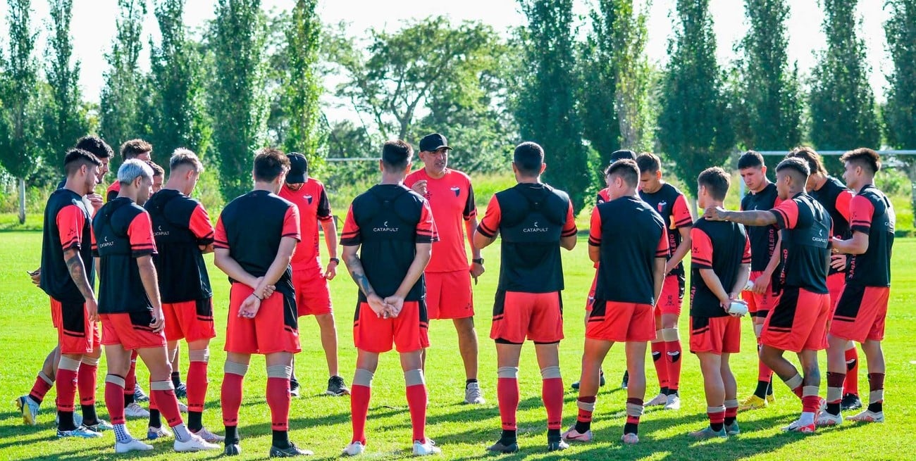 Colón perdió un amistoso contra la Reserva de Newell's