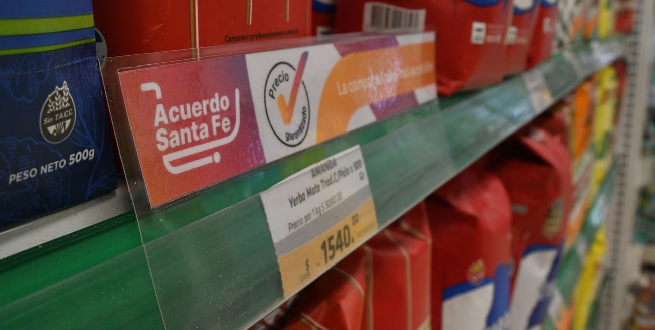 Acuerdo Santa Fe: continúa el programa que ofrece productos a precios de referencia en más de 500 comercios