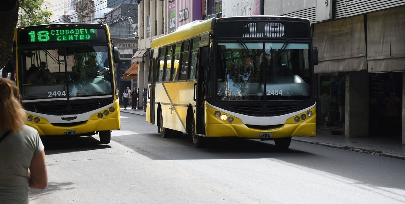 Anunciaron un paro de colectivos a nivel nacional: ¿Qué va a pasar en la ciudad de Santa Fe? 