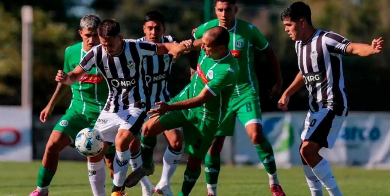 Comenzó el Federal A con tres equipos de Santa Fe en busca del ascenso a la Primera Nacional