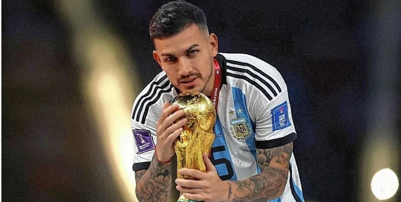 Leandro Paredes habló sobre el pelotazo al banco de Países Bajos y el penal en la final resbalándose