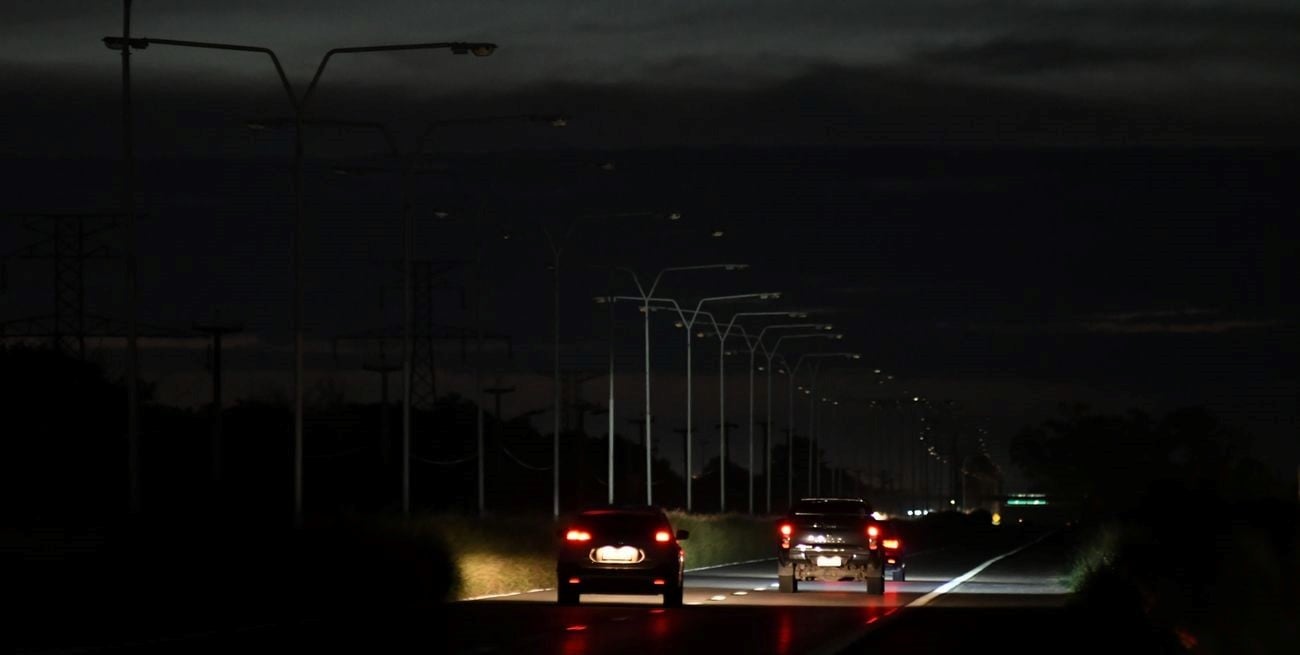 Santa Fe: la falta de iluminación en la Ruta 168, un problema al que no le encuentran solución 