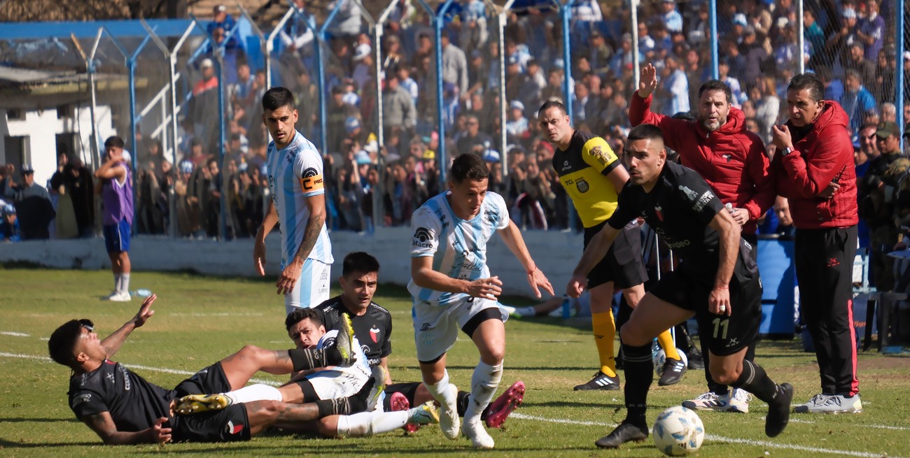 Así quedó la tabla de posiciones de la Primera Nacional tras la derrota de Colón