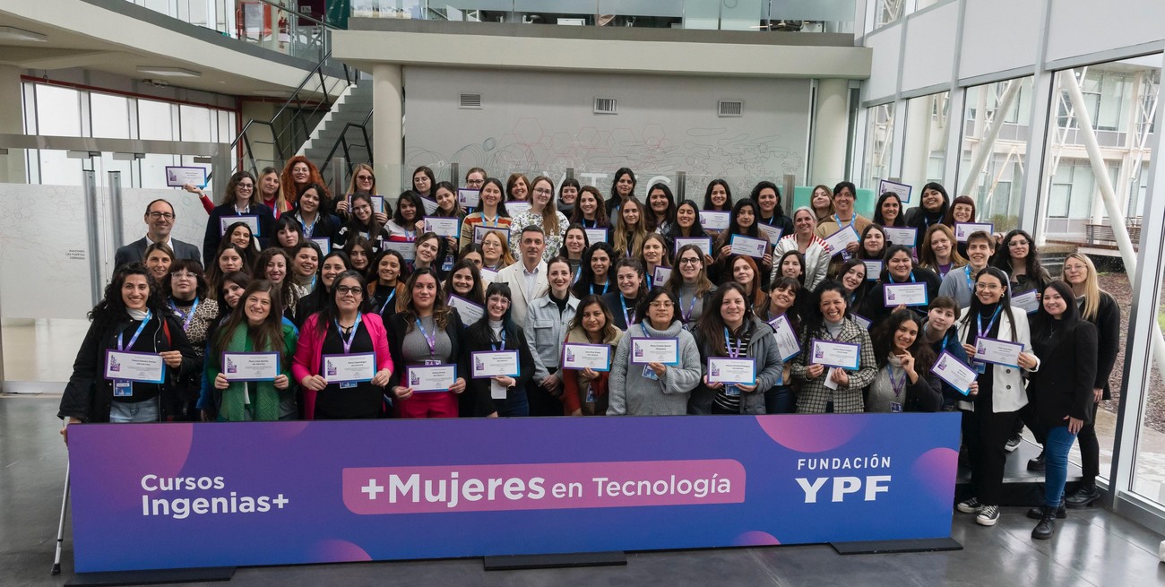 Fundación YPF capacitó en programación y desarrollo web a 850 mujeres 