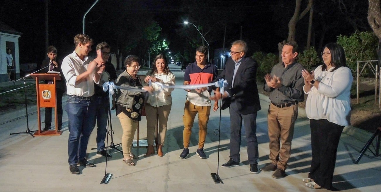 Inauguraron la pavimentación de la calle Hipólito Irigoyen: un avance estratégico para la ciudad